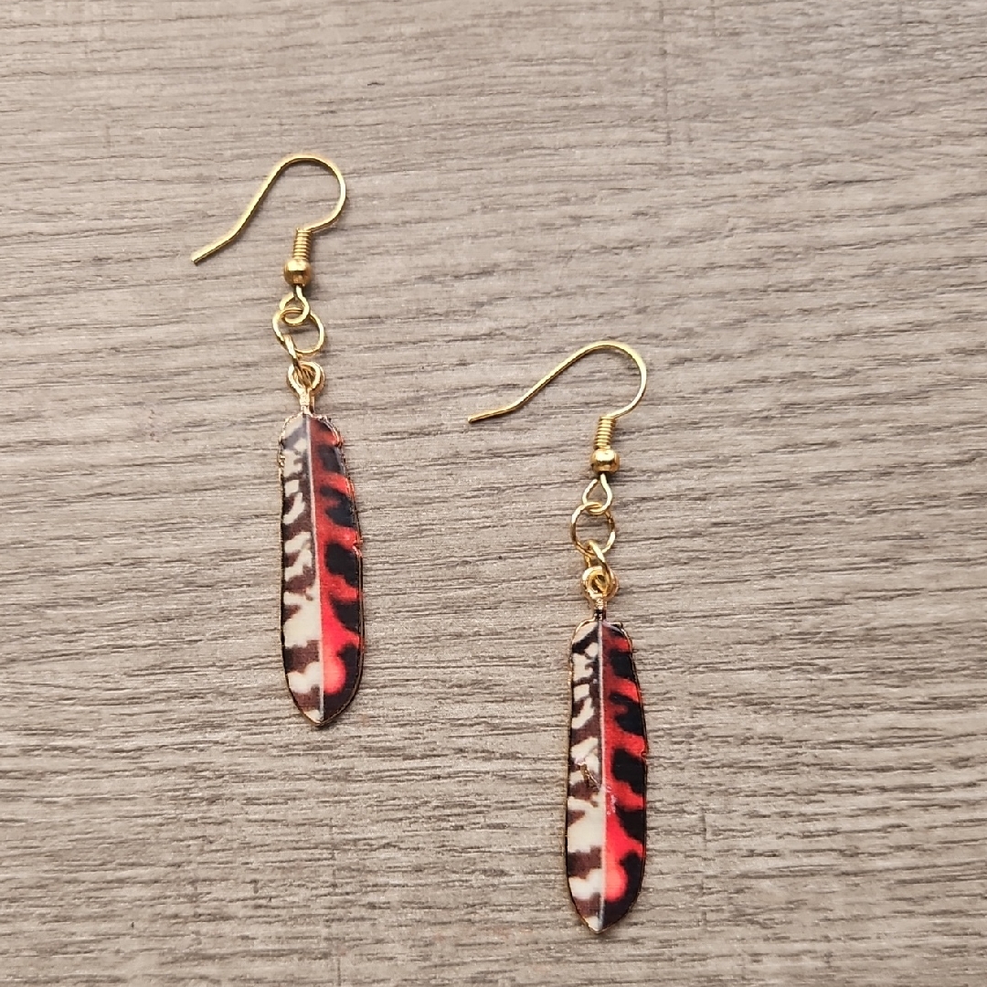 Pigness  Company Chic Gold And Red Feather Earrings